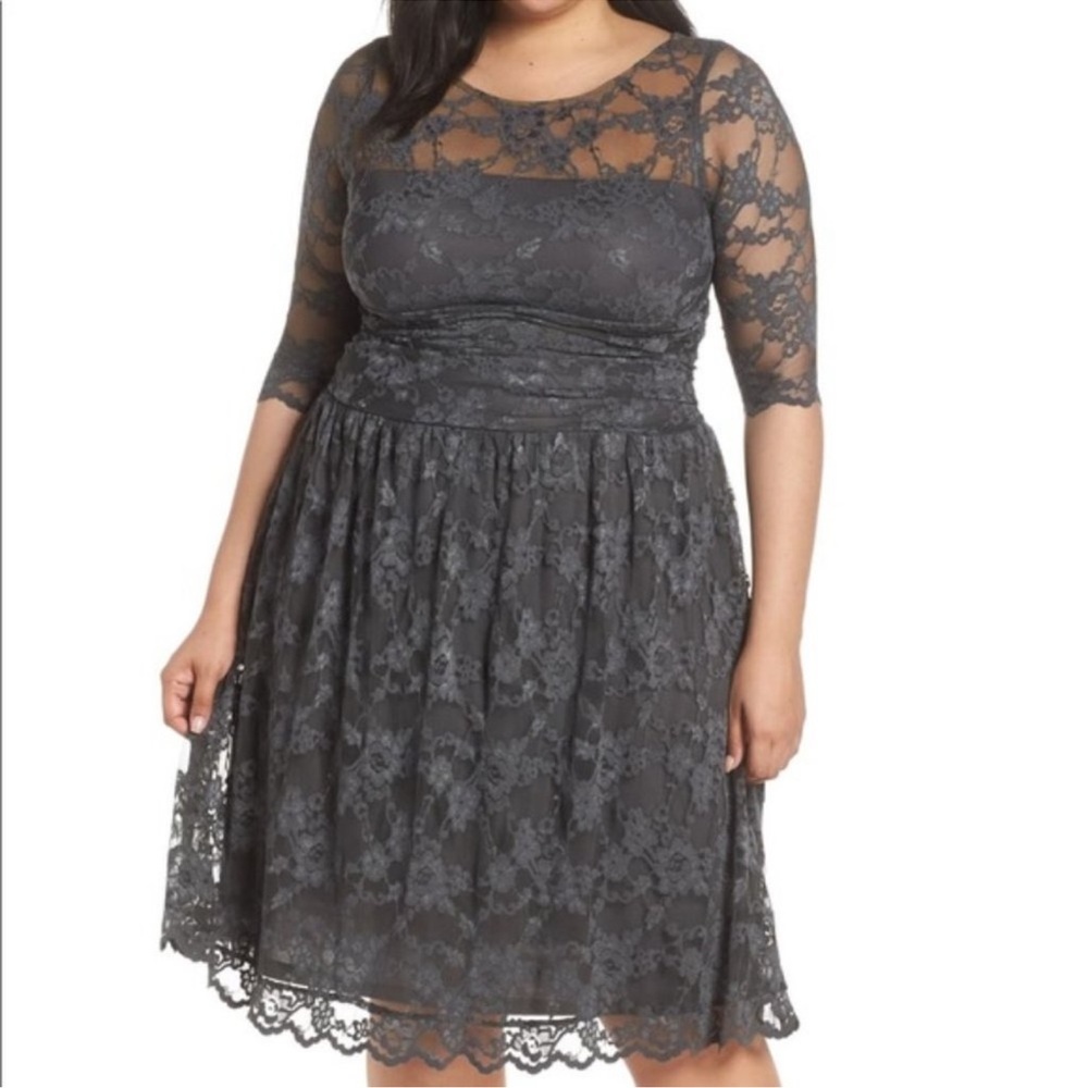 Kiyonna Luna Lace Cocktail Midi Dress - Size 2 (18/20) - EUC